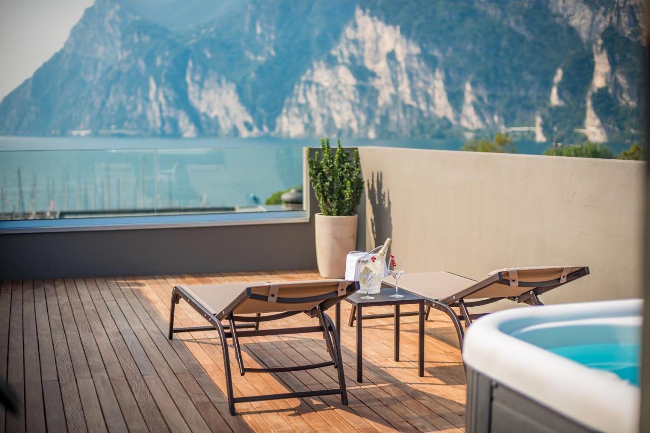 Hotel Villa Enrica Рива дел Гарда Екстериор снимка